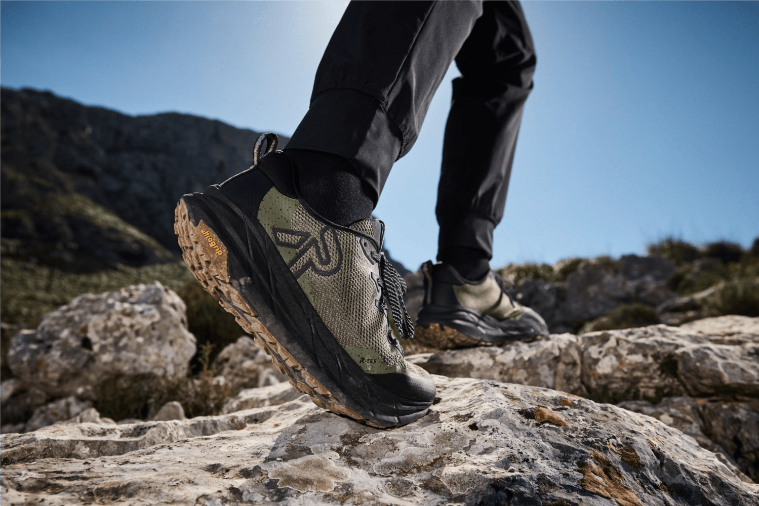 Trail and Trekking Sneaker Kaweka u4501-55 von Rieker.