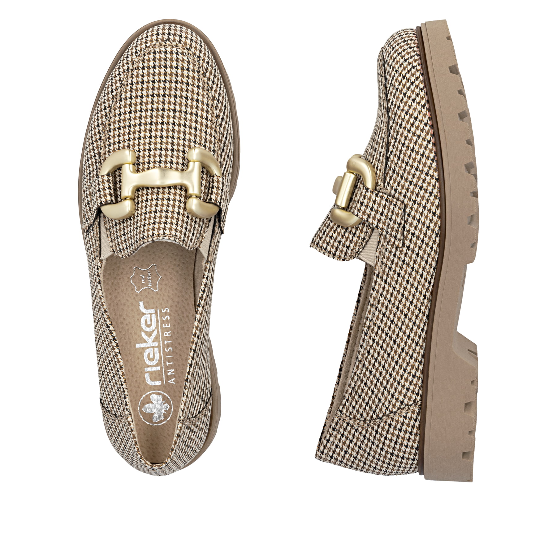 Mocassins Rieker beiges pour femmes 45561-60 avec éléments décoratifs. Chaussure vue de dessus, couchée.