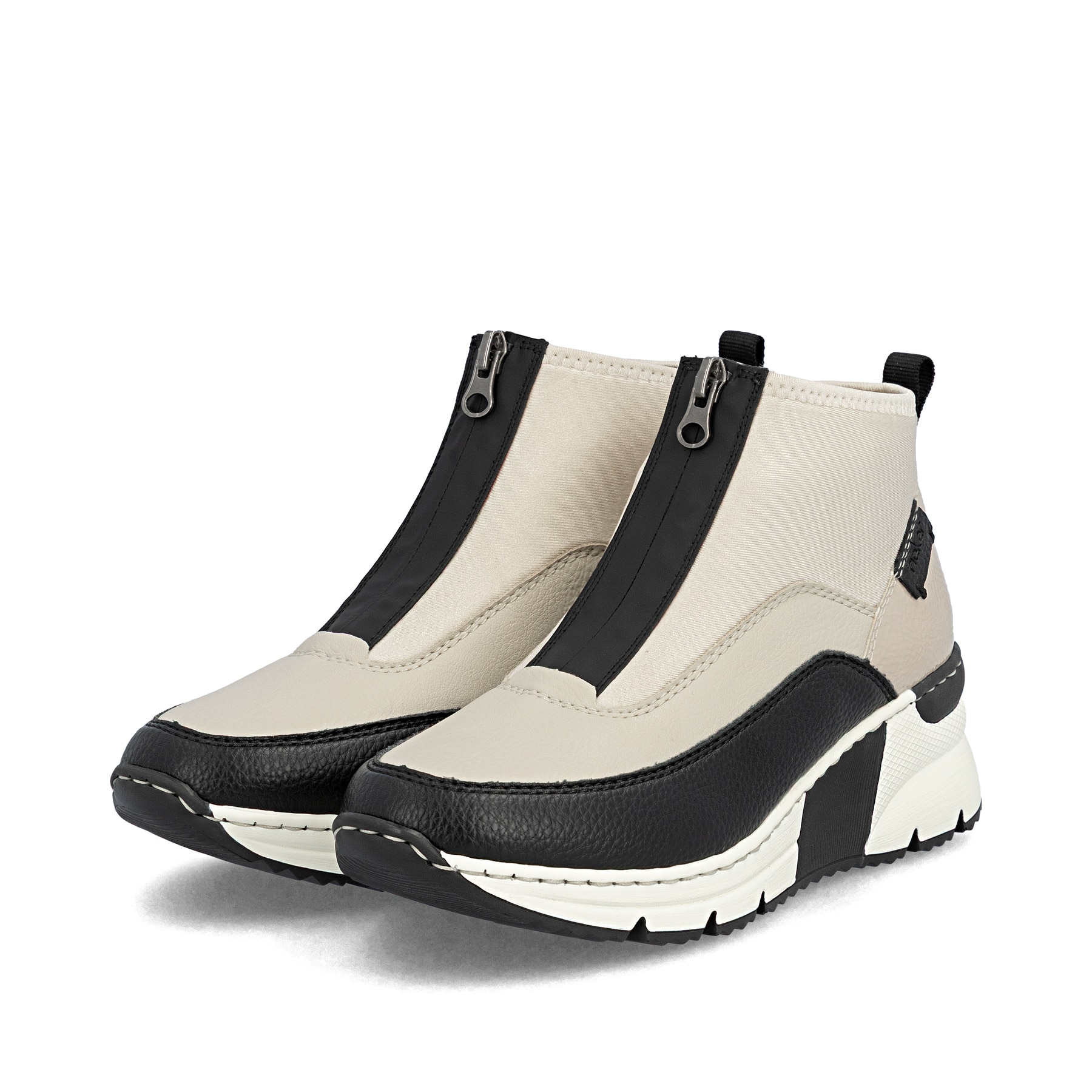 Beige Rieker Damen Sneaker High N6352-60 mit leichter und dämpfender Sohle. Schuhpaar seitlich schräg.