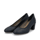 Blaue Rieker Pumps 41057-14 mit Gummizug sowie einer extra weichen Decksohle. Schuhpaar seitlich schräg.