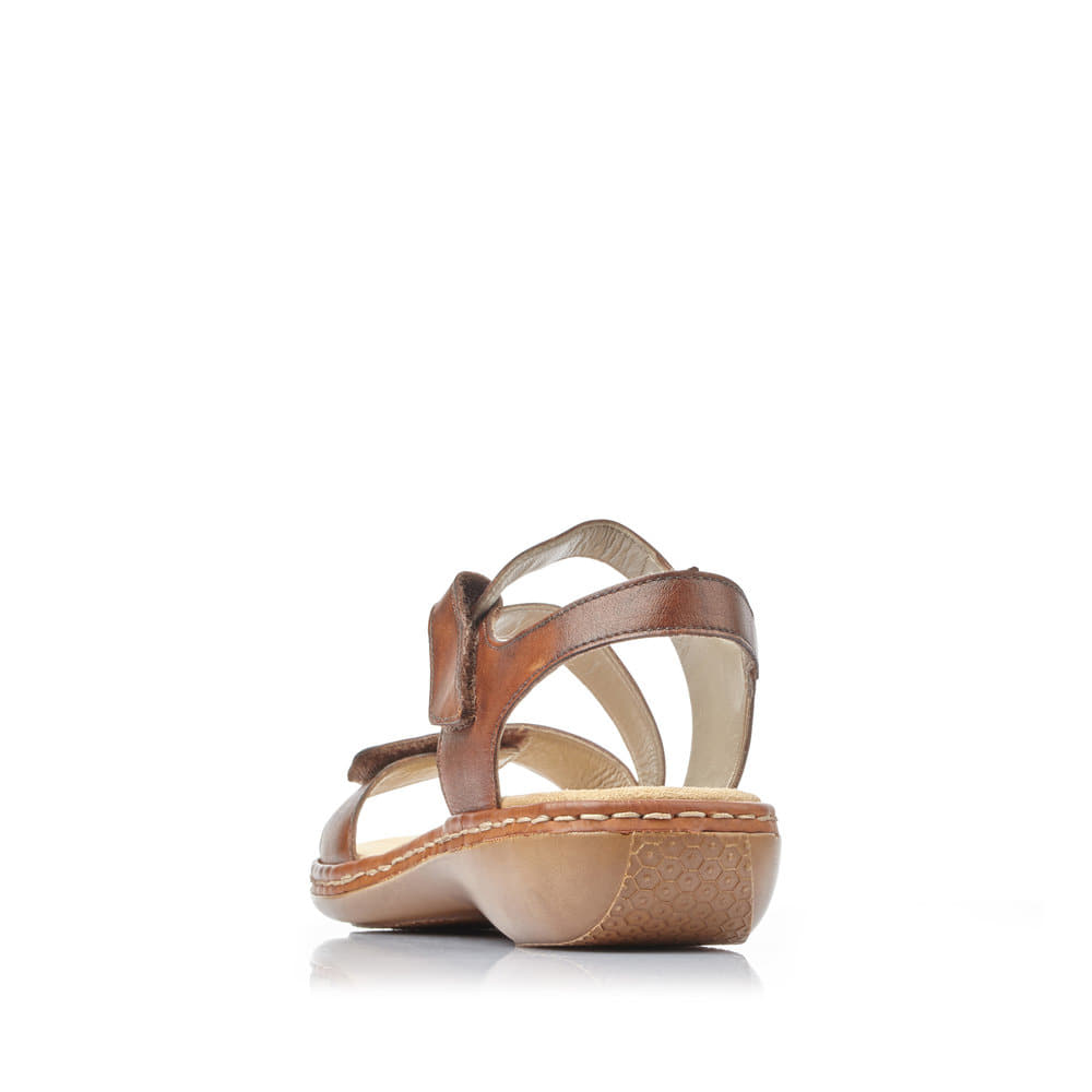Braune Rieker Damen Riemchensandalen 659C7-24 aus Glattleder mit Klettverschluss. Schuh von hinten.
