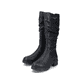 
Nachtschwarze Rieker Damen Hochschaftstiefel 76891-00 mit einer robusten Profilsohle. Schuhpaar schräg.