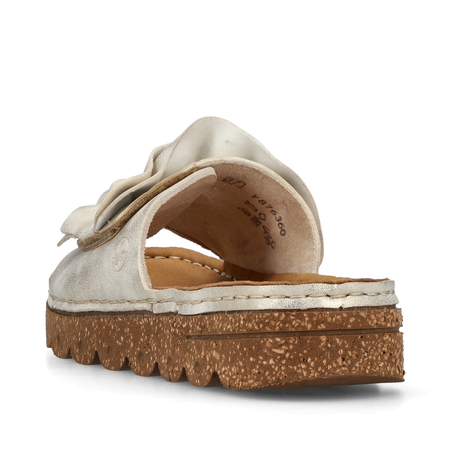 Beige Rieker Damen Pantoletten V8763-60 mit Klettverschluss sowie leichter Sohle. Schuh von hinten.