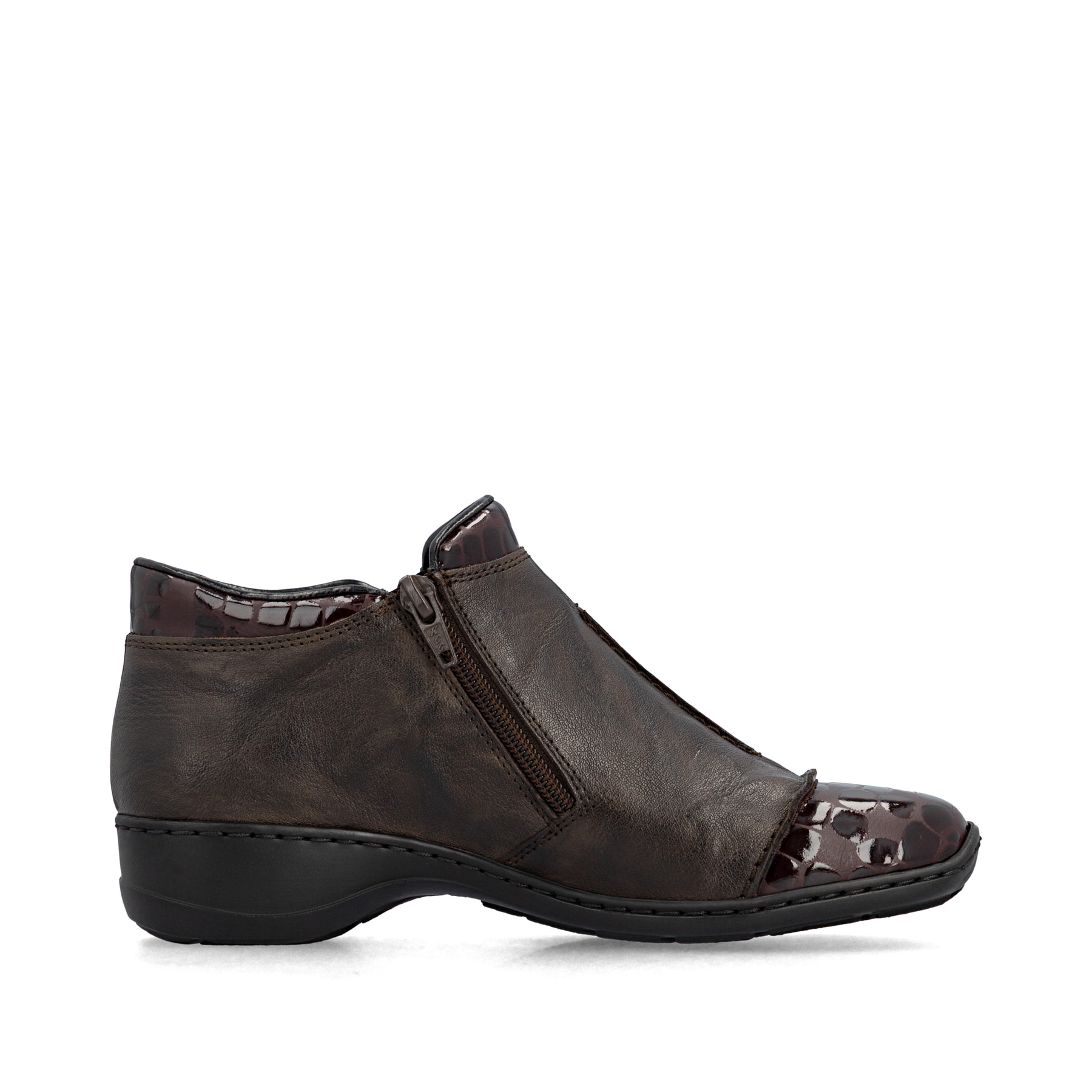 Dunkelbraune Rieker Damen Kurzstiefel 58388-26 aus Glattleder. Schuh Innenseite.