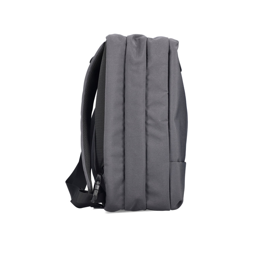Sac pour ordinateur portable  H5200-43 en gris avec fermeture éclair, compartiment rembourré pour ordinateur portable et bretelles amovibles. Côté droit.