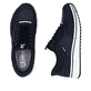 Blaue Rieker Damen Slipper L5850-14 mit Ready2GO easy in Funktion sowie Gummizug. Schuh von oben, liegend.
