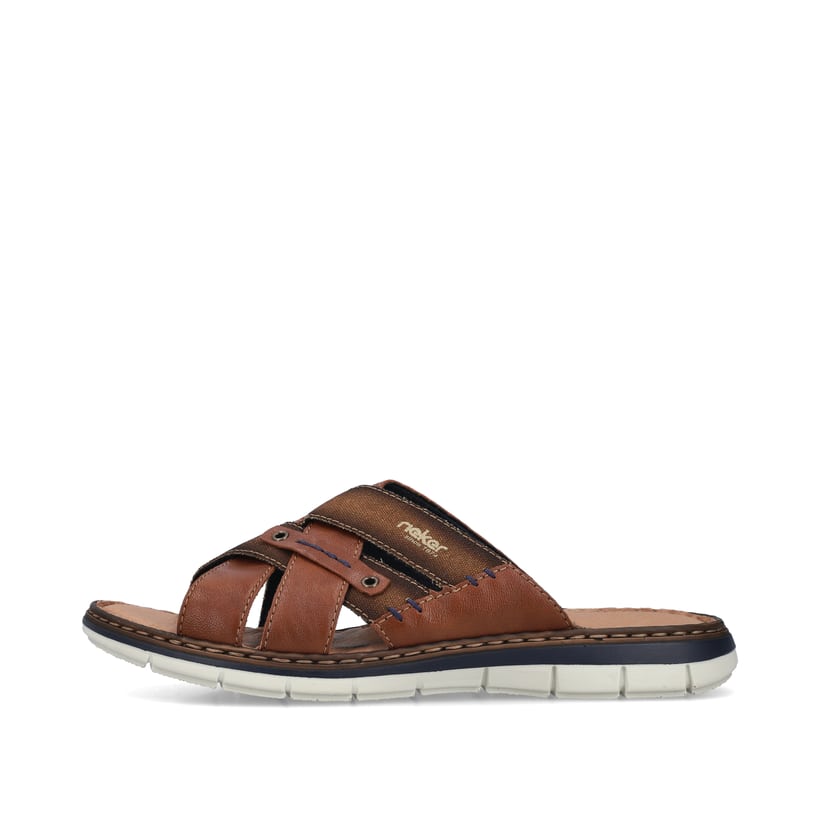 Braune Rieker Herren Pantoletten 25199-22 mit der Komfortweite G 1/2. Schuh Außenseite.