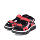 Rote Rieker Damen Trekkingsandalen 64074-33 mit einer ultra leichten Sohle. Schuhpaar seitlich schräg.