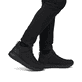 Schwarze Rieker Herren Schnürstiefel U0173-00 mit wasserabweisender TEX-Membran. Schuh am Fuß.