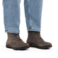 Dunkelgraue Rieker Damen Schnürstiefel Z7218-45 aus Rauleder. Schuh am Fuß.
