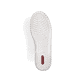 Weiße Rieker Damen Slipper N0965-80 in Löcheroptik mit einem Gummizug. Schuh Laufsohle.