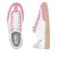 Weiße Rieker Damen Sneaker Low W2200-86 mit Schnürung sowie abriebfester Sohle. Schuh von oben, liegend.