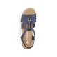 Blaue Rieker Keilsandaletten V1206-14 mit Schmuckelementen sowie einem Gummizug. Schuh von oben.