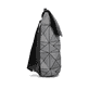 Rieker Rucksack H1391-42 in Grau mit stylischem Muster, mattem Finish und Magnetverschluss. Linksseitig.