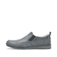 Blaue Rieker Herren Slipper 05450-12 mit Elastikeinsatz sowie braunen Ziernähten. Schuh Außenseite.