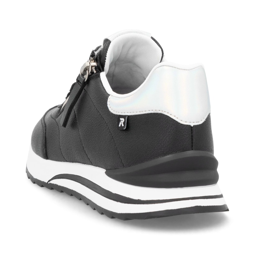 Schwarze Rieker Damen Sneaker Low W2402-00 mit einem Reißverschluss. Schuh von hinten.
