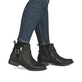 Schwarze Rieker Damen Chelsea Boots Z4959-00 aus Glattleder. Schuh am Fuß.
