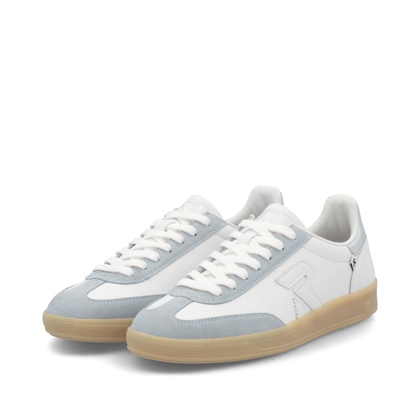 Weiße Rieker Damen Sneaker Low W2200-84 mit einer Schnürung. Schuhpaar seitlich schräg.