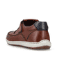 Braune Rieker Herren Slipper 08838-24 mit einem Klettverschluss sowie Ziernähten. Schuh von hinten.