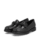 Mocassins Rieker noirs pour femme 45561-01 en cuir lisse. Chaussures inclinées sur le côté.