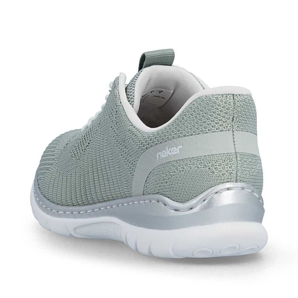 Mintgrüne Rieker Damen Slipper L3262-52 mit easy Hineinschlüpf-Möglichkeit. Schuh von hinten.