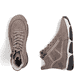 Braune Rieker Damen Schnürstiefel 45962-25 mit modernen Ziernähten. Schuh von oben, liegend.