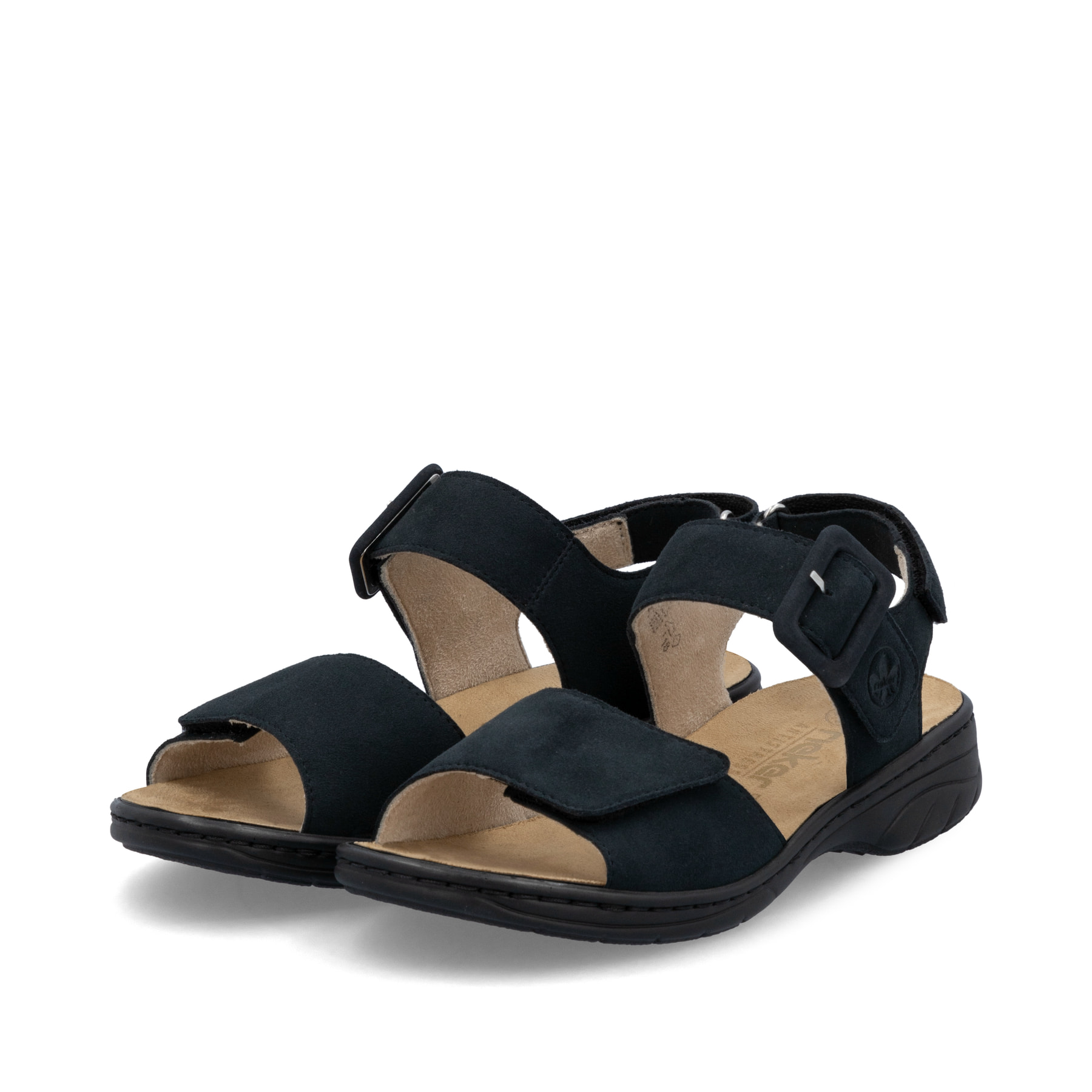 Blaue Rieker Damen Riemchensandalen 64588-14 mit trendigen Schnalle. Schuhpaar seitlich schräg.
