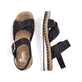 Graphitschwarze Rieker Keilsandaletten V7951-01 mit einem Klettverschluss. Schuh von oben, liegend.