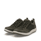 Grüne Rieker Herren Sneaker Low 16901-54 mit Reißverschluss sowie Extraweite H. Schuhpaar seitlich schräg.