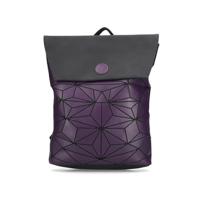 Rieker Rucksack H1391-30 in Lila mit stylischem Muster, mattem Finish und Reißverschluss. Vorderseite.