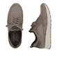 Beige Rieker Herren Slipper B0752-64 mit einem Gummizug sowie der Komfortweite G. Schuh von oben, liegend.