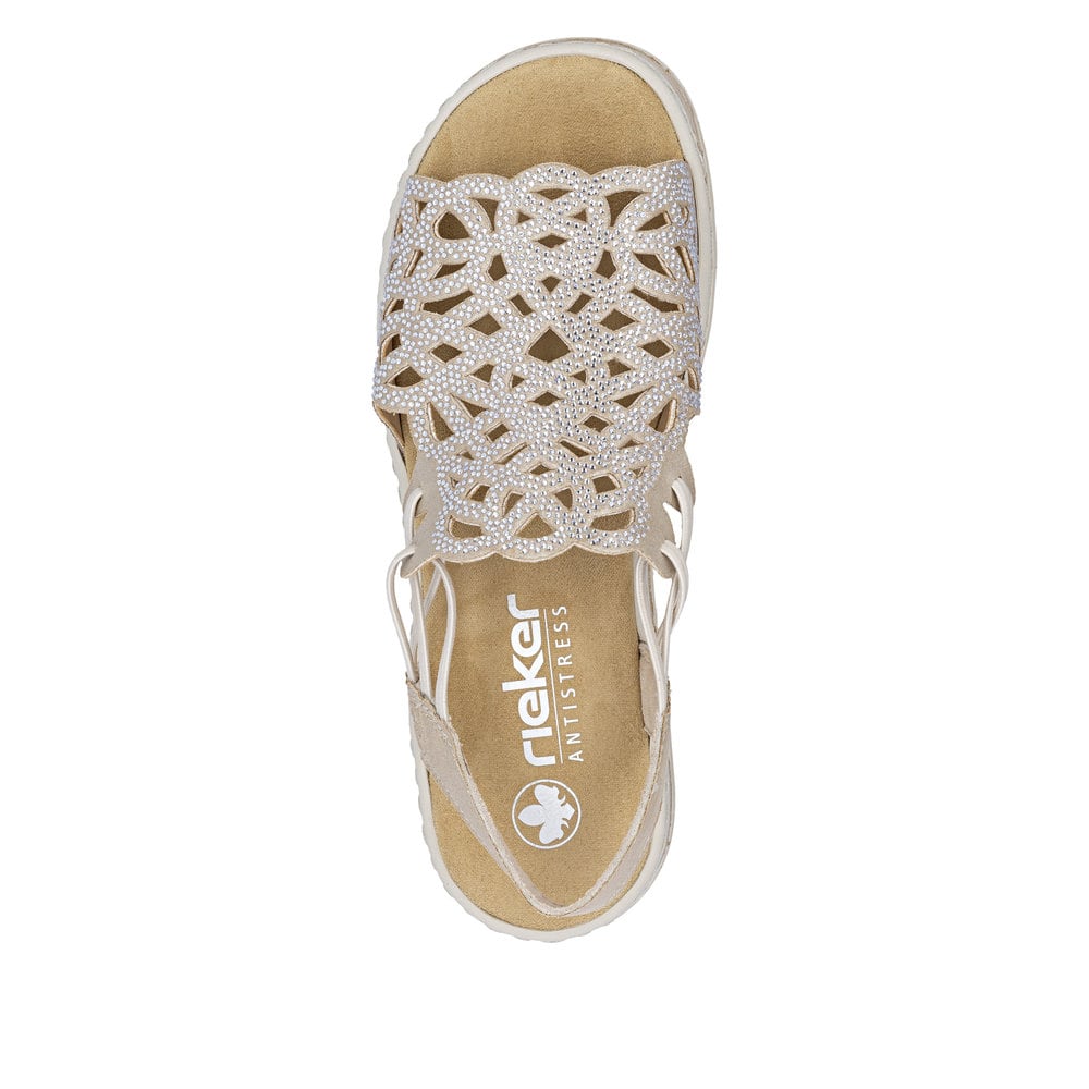Beige Rieker Keilsandaletten V4941-60 mit Strasssteinen sowie einem Gummizug. Schuh von oben.