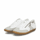 Weiße Rieker Damen Sneaker Low L9700-80 mit einem Reißverschluss. Schuhpaar seitlich schräg.