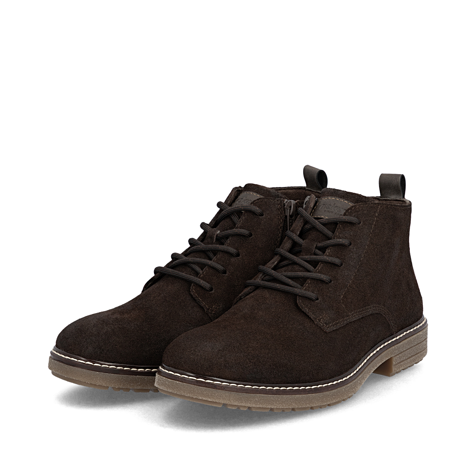 Dunkelbraune Rieker Herren Schnürstiefel 33106-25 aus Rauleder. Schuhpaar seitlich schräg.