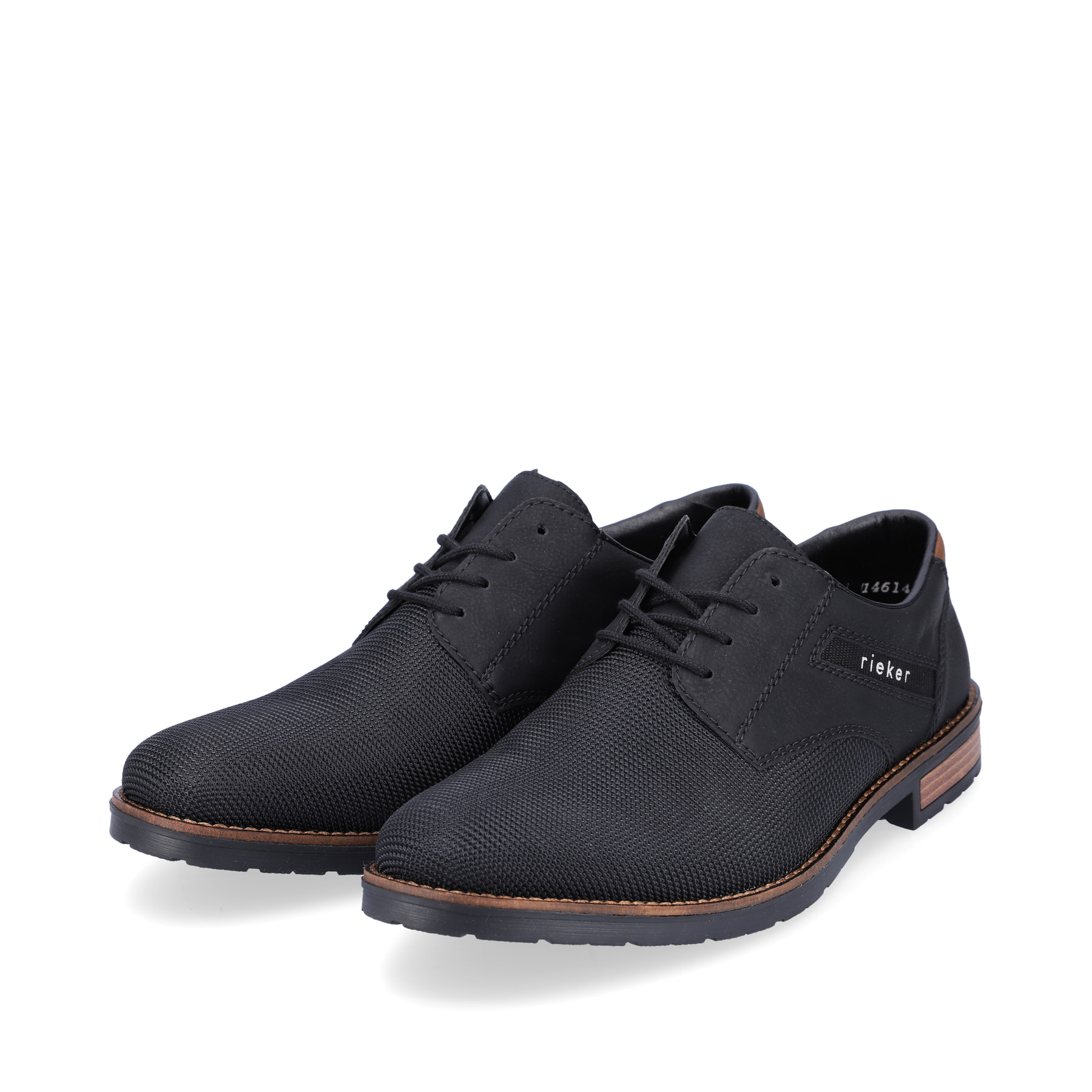 Schwarze Rieker Herren Schnürschuhe 14614-00 mit der Komfortweite G. Schuhpaar seitlich schräg.