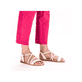 Beige Rieker Damen Riemchensandalen 65264-60 mit Schnalle sowie griffiger Sohle. Schuh am Fuß.