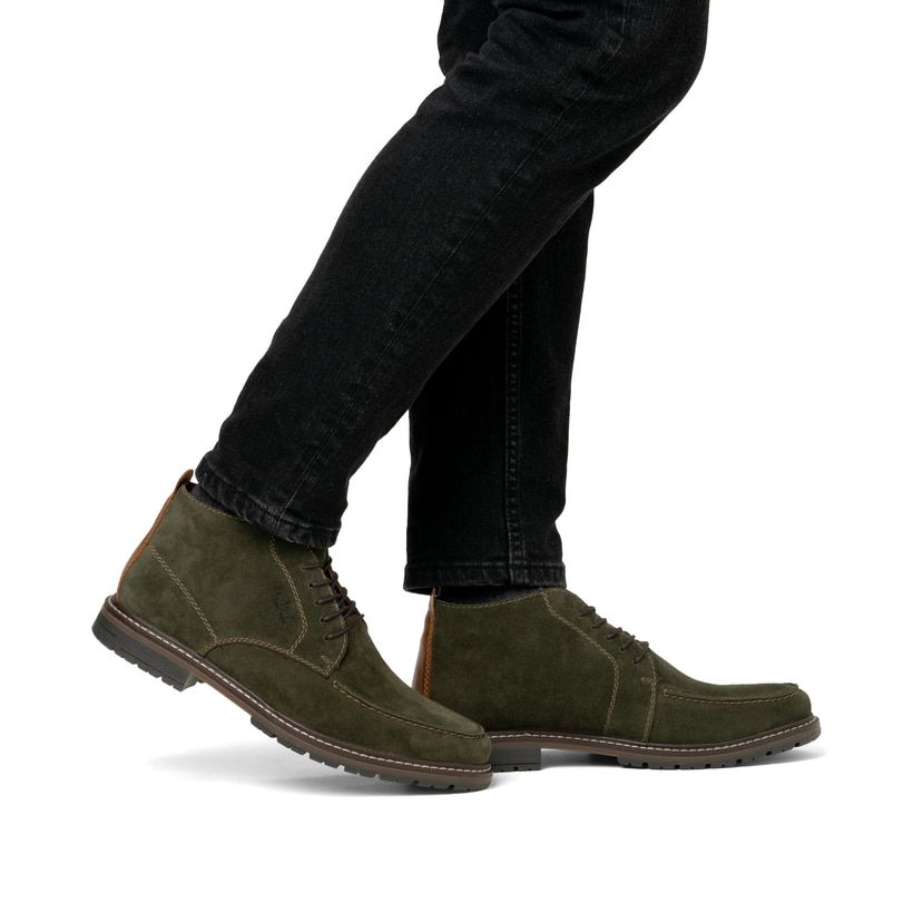 Chaussures à lacets Rieker vertes pour homme 13700-54 avec largeur G 1/2. Chaussure au pied.