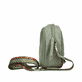 Rieker Handtasche H1500-52 in Grün mit Reißverschluss und abnehmbarem sowie verstellbarem Schulterriemen. Rechtsseitig.
