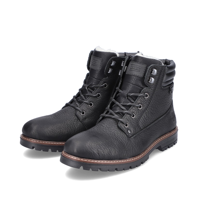 Schwarze Rieker Herren Schnürstiefel F3600-00 mit wasserabweisender TEX-Membran. Schuhpaar seitlich schräg.