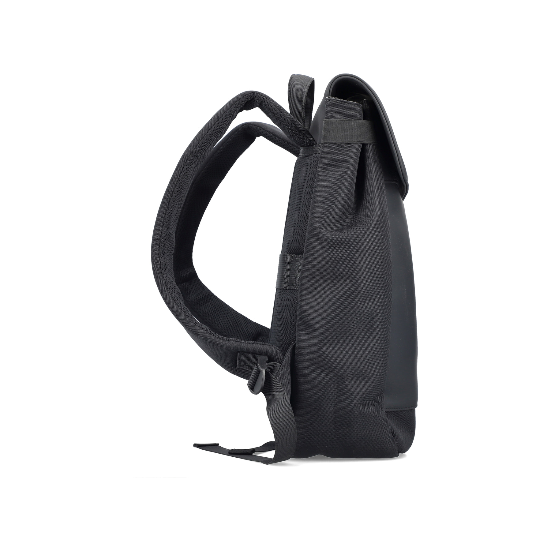 Sac à dos Rieker H5100-01 noir avec fermeture velcro, compartiment rembourré pour ordinateur portable et bretelles ajustable. Côté droit.