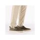 Mocassins Rieker verts pour homme B2661-54 avec bande élastique. Chaussure au pied.