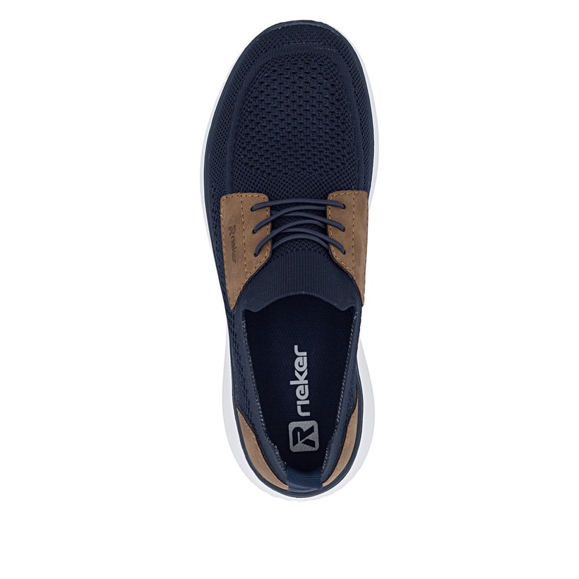 Blaue Rieker Herren Slipper B9656-14 mit einem Gummizug sowie Komfortweite G 1/2. Schuh von oben.