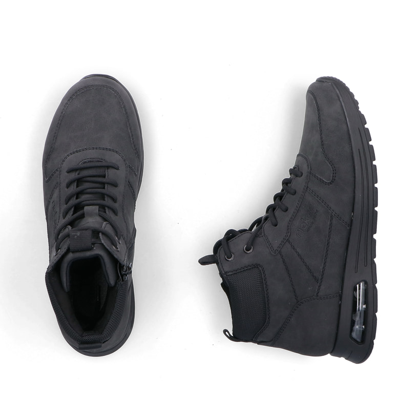 Schwarze Rieker Herren Schnürstiefel B1024-00 mit Rieker Air Sohlenfenster. Schuh von oben, liegend.