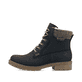 
Staubgraue Rieker Damen Stiefeletten Y9071-40 mit einer Profilsohle mit Blockabsatz. Schuh seitlich schräg