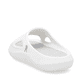 Mules Rieker blanches pour femme W3450-80 avec semelle ultra légère. Chaussure vue de l'arrière.