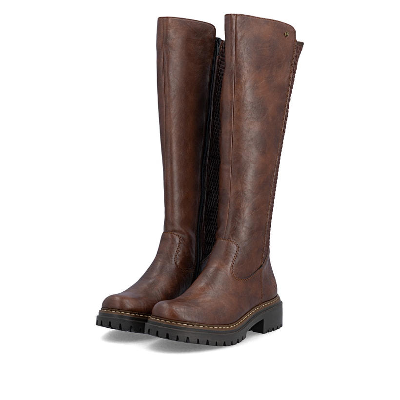 Braune Rieker Damen Hochschaftstiefel 72657-22 mit einem Reißverschluss. Schuhpaar seitlich schräg.