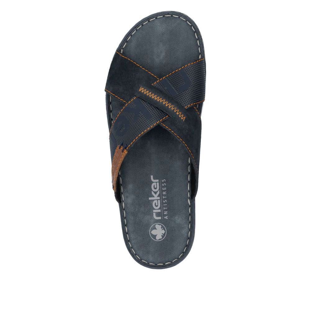 Blaue Rieker Herren Pantoletten 21098-14 mit Komfortweite G sowie leichter Sohle. Schuh von oben.
