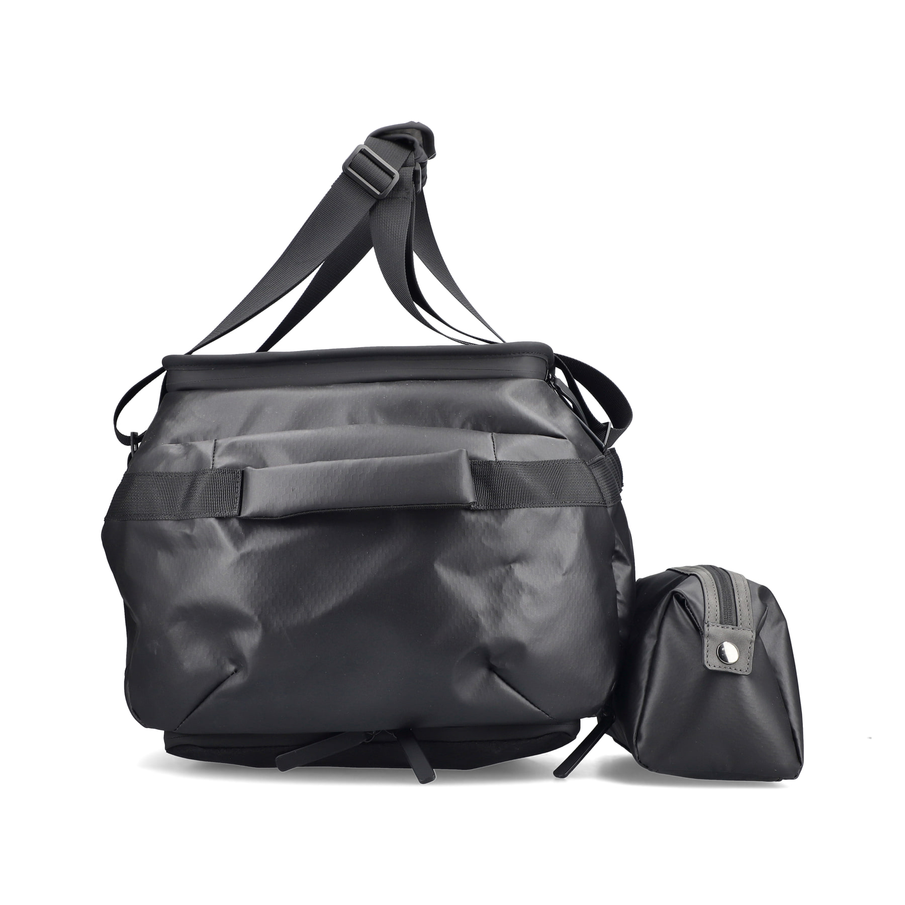 Sac de voyage Rieker H5202-00 noir avec fermeture éclair, bretelle amovible et poche intérieure amovible. Côté gauche.