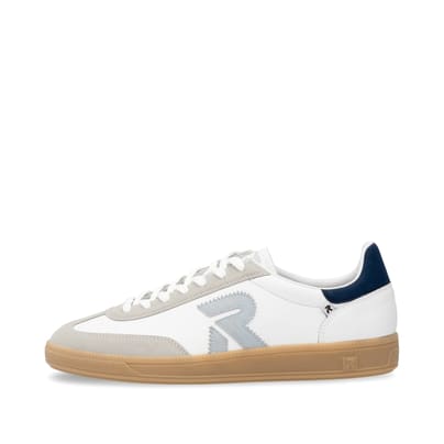 Weiße Rieker Herren Sneaker Low U2200-82 mit einer Schnürung. Schuh Außenseite.