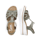 Grüne Rieker Keilsandaletten 67459-52 mit Gummizug sowie sehr leichter Sohle. Schuh von oben, liegend.